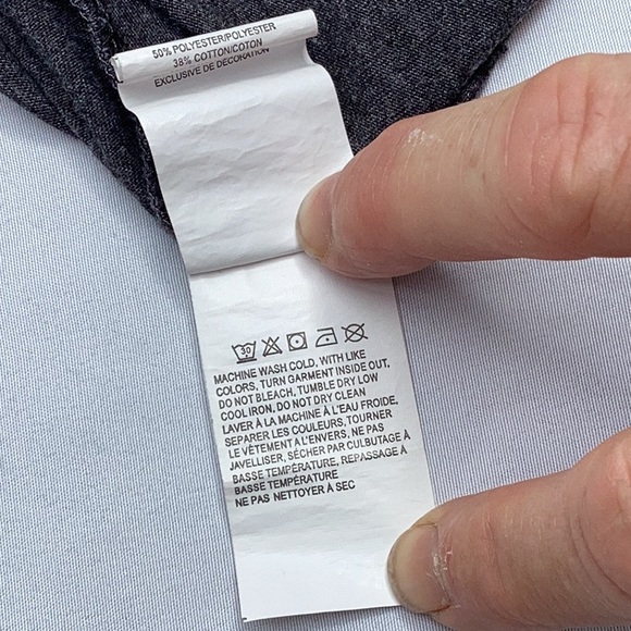 Lucky Brand Women’s short sleeved t-shirt. Preloved, lived in condition. - Picture 8 of 10